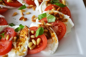 De Allerlekkerste Salade Caprese Ohmyfoodness