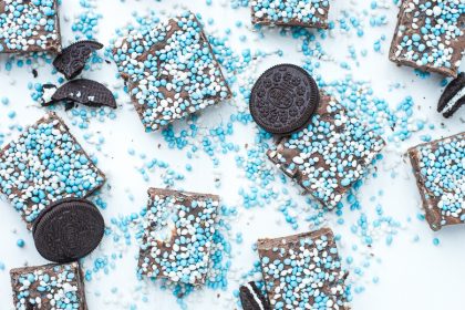 Kraamsnack Chocoladefudge Met Oreo En Blauwe Muisjes Ohmyfoodness