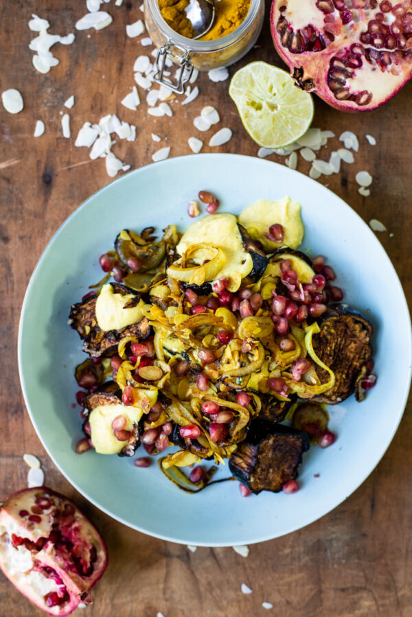 Ottolenghi S Geroosterde Aubergine Met Kerrieyoghurt OhMyFoodness