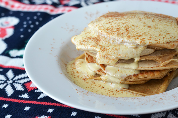 Gingerbread pannenkoekjes met vanillesaus