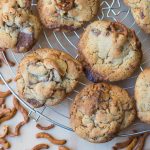 Peanutbuttercup & Pretzel cookies