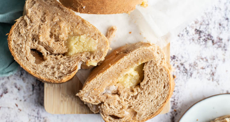 Suikerbrood met amandelspijs en speculaaskruiden