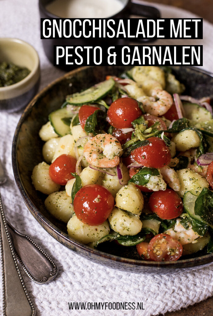 Gnocchisalade met pesto en garnalen OhMyFoodness