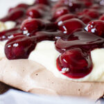 Chocoladepavlova met kersen