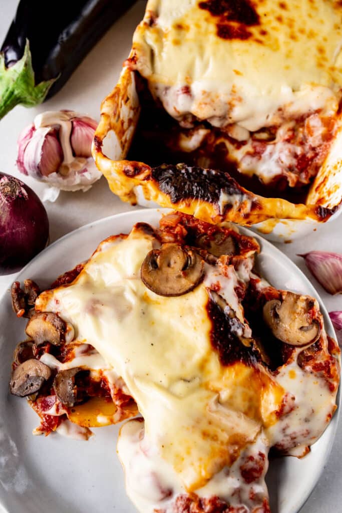 Vegetarische Moussaka met Kastanjechampignons - OhMyFoodness