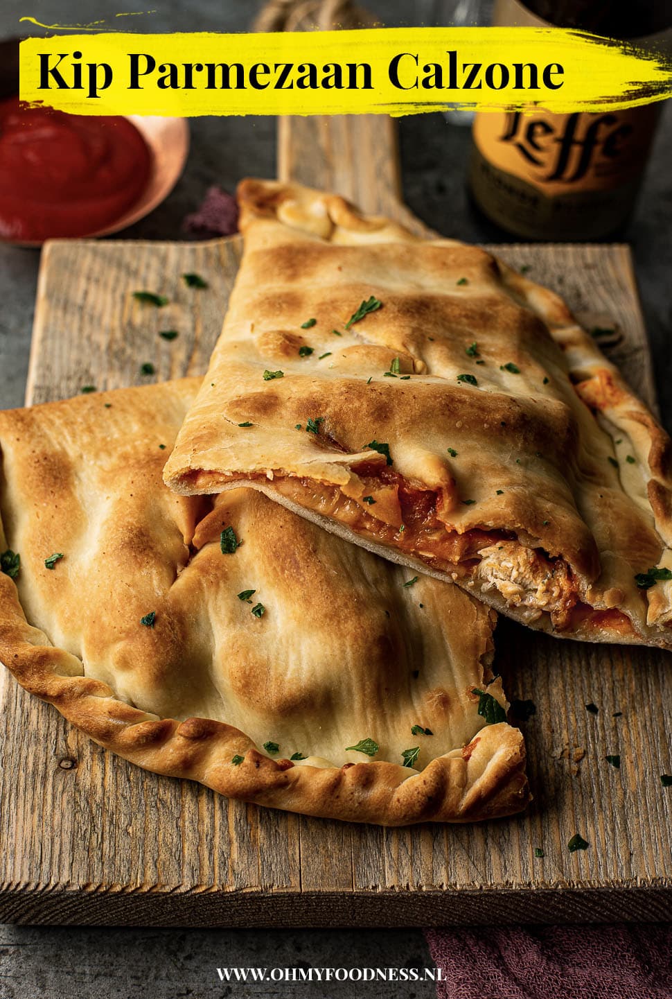 Kip Parmezaan Calzone