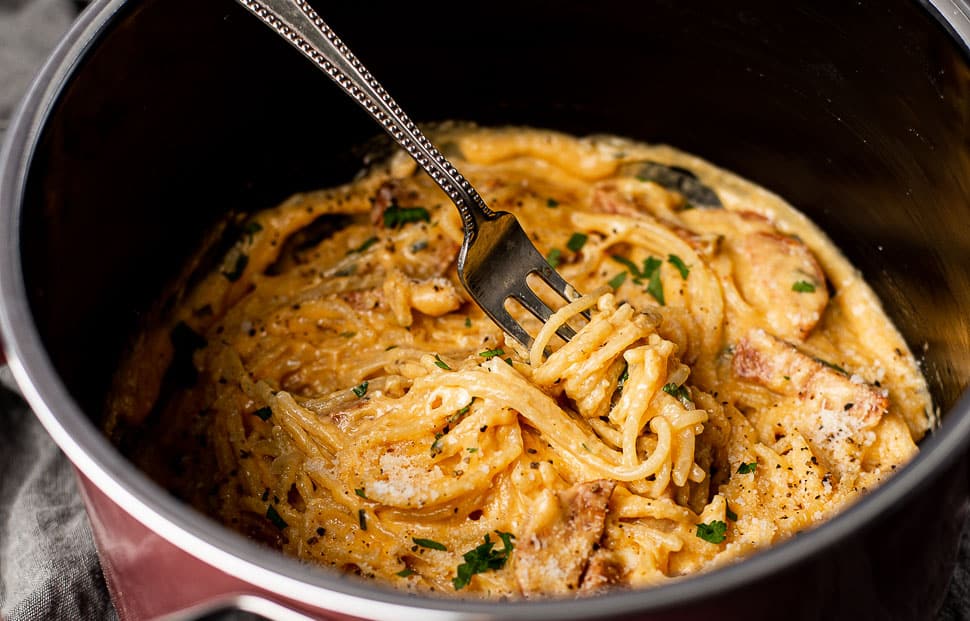 One pot pasta carbonara met chorizo