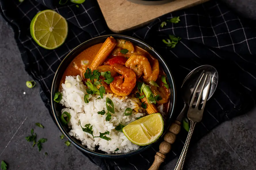 Gele curry met garnalen & knoflookgarnalen en babymais 4 Gele curry met babymais en knoflookgarnalen