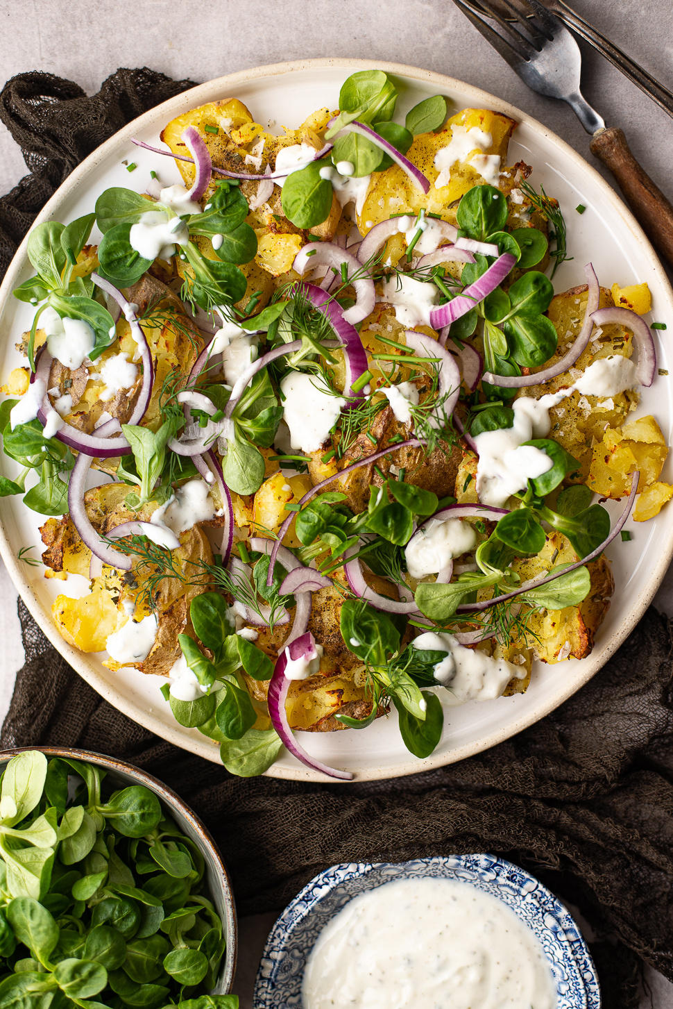 Krokante smashed potato salade