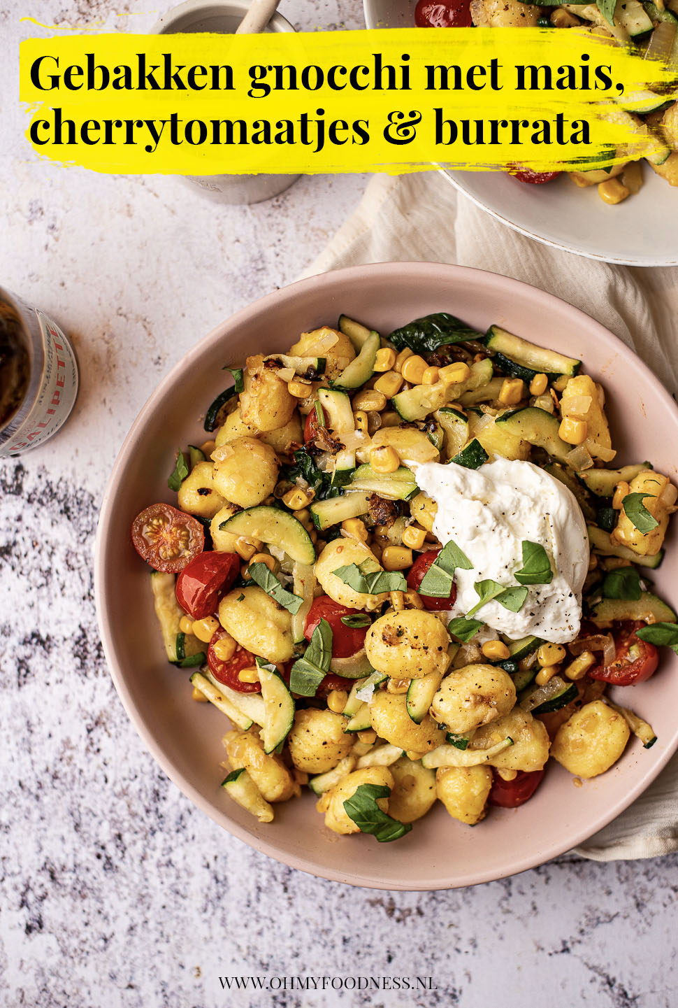 Gebakken gnocchi met mais en burrata