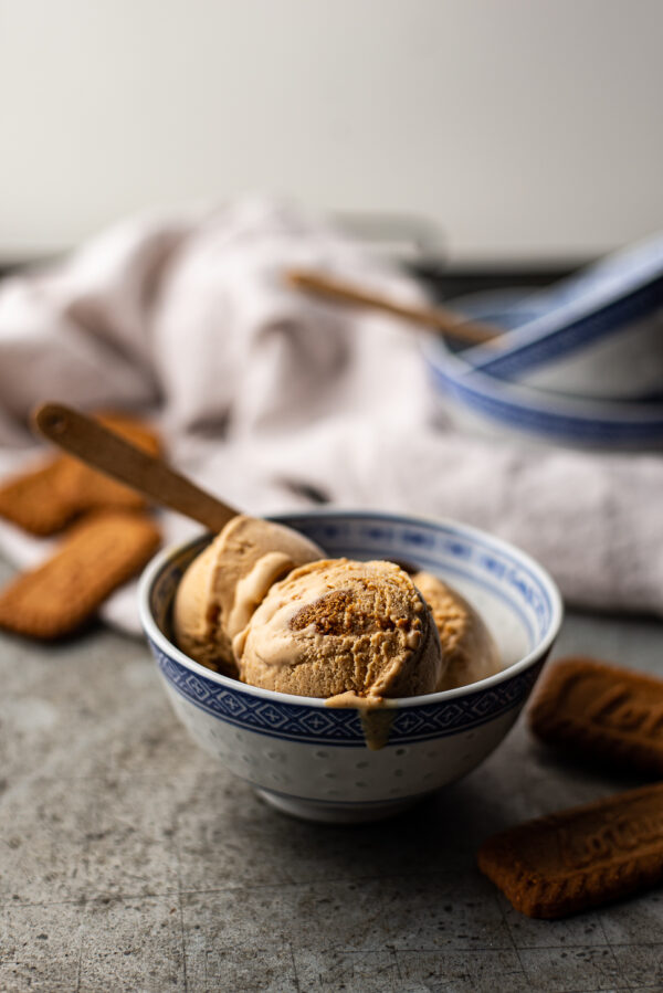 dulce de leche ijs met speculooskoekjes