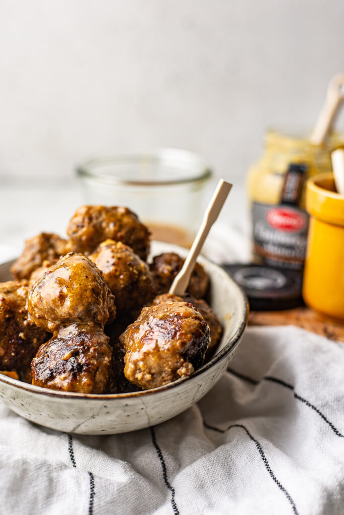 Fastfood Friday: Gehaktballetjes In Mosterdjus - OhMyFoodness