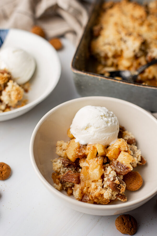 Appel-kruidnotencrumble