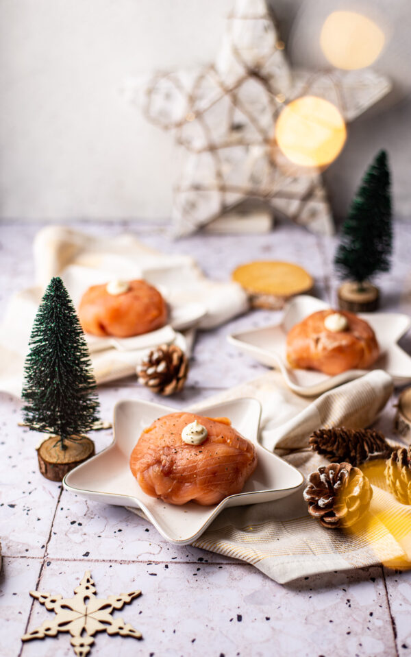 gerookte zalmbonbons met garnalencocktail