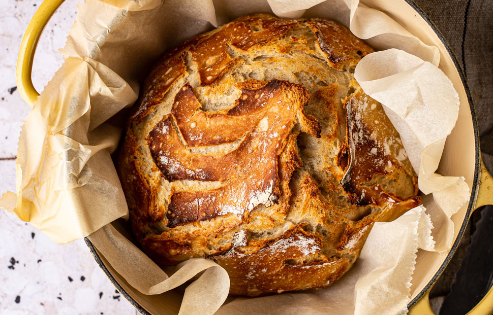 No knead bread met gepofte knoflook