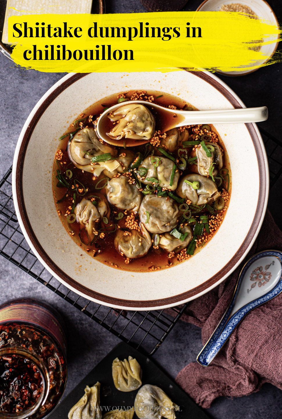 Shiitake dumplings in chilibouillon