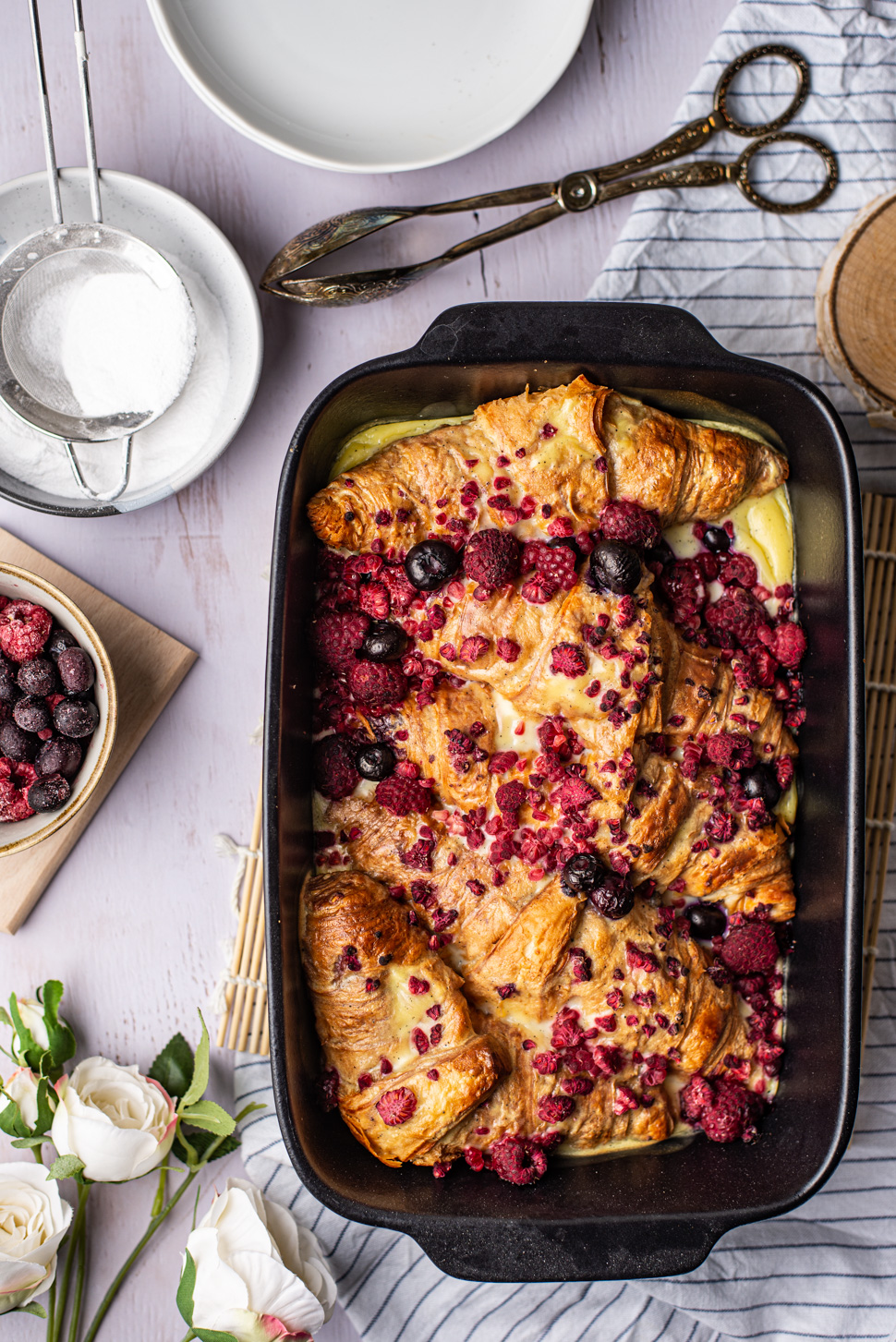 croissantbake met vanille en rood fruit