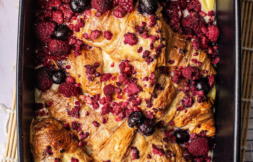 croissantbake met vanille en rood fruit