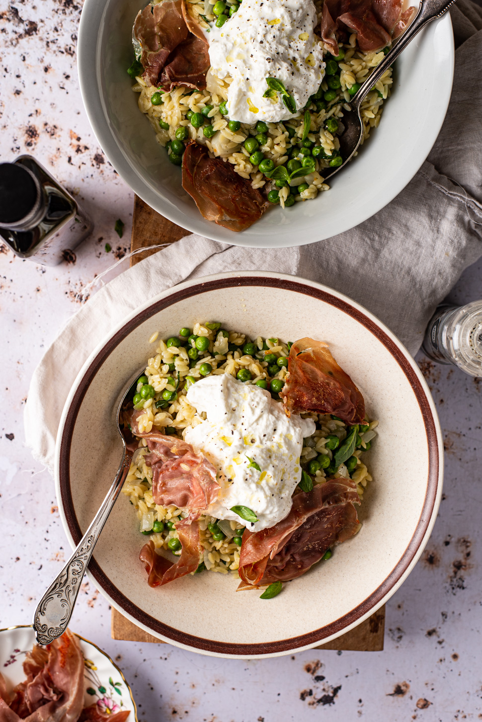 Orzorisotto met burrata en parmaham