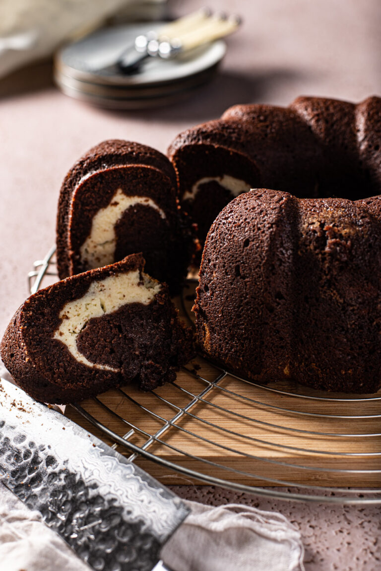 Chocoladetulband met cheesecakevulling