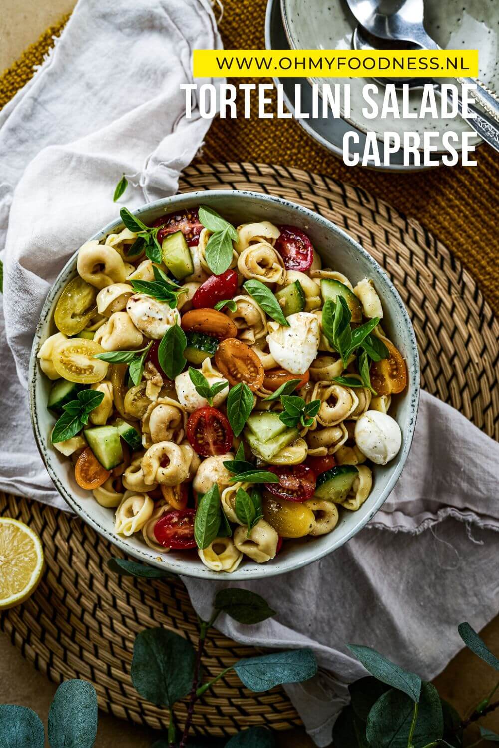 tortellini caprese salade