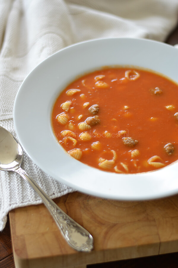 tomatensoep met balletjes