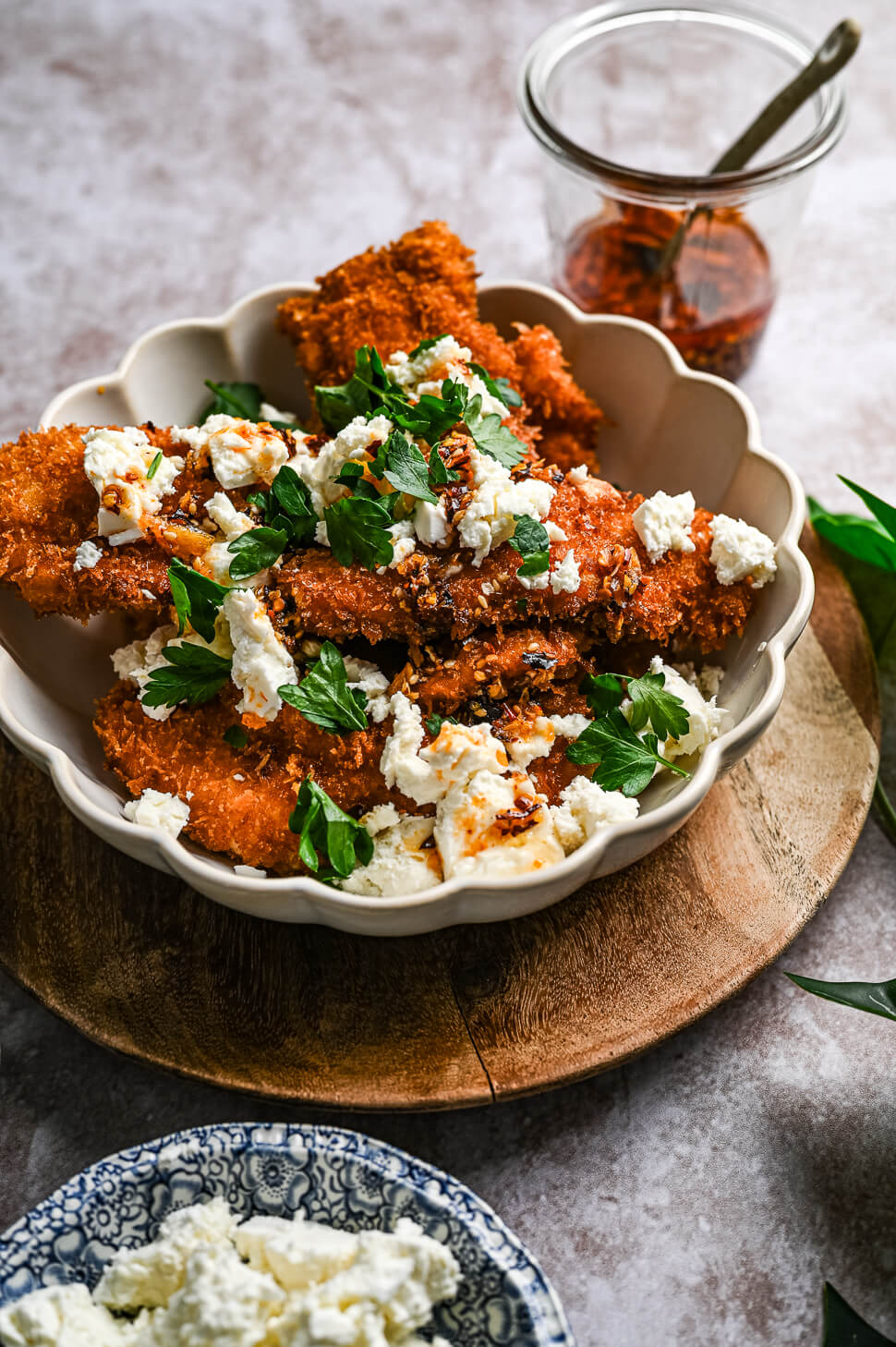 Krokante kip met feta & hot honey 3 krokante kip met feta