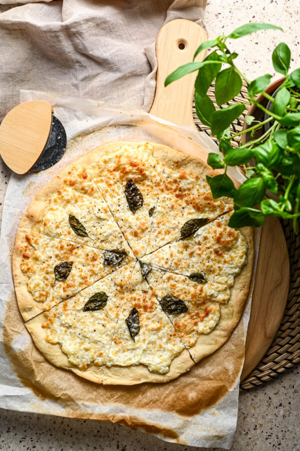 Pizza bianca zonder tomatensaus