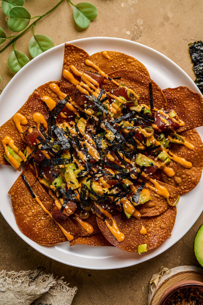 Poké nacho's met tonijn 5 nachos met tonijn