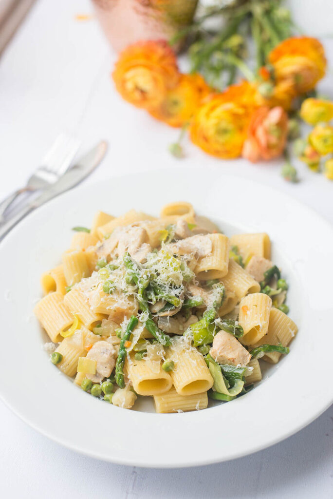 Lentepasta met groene asperges