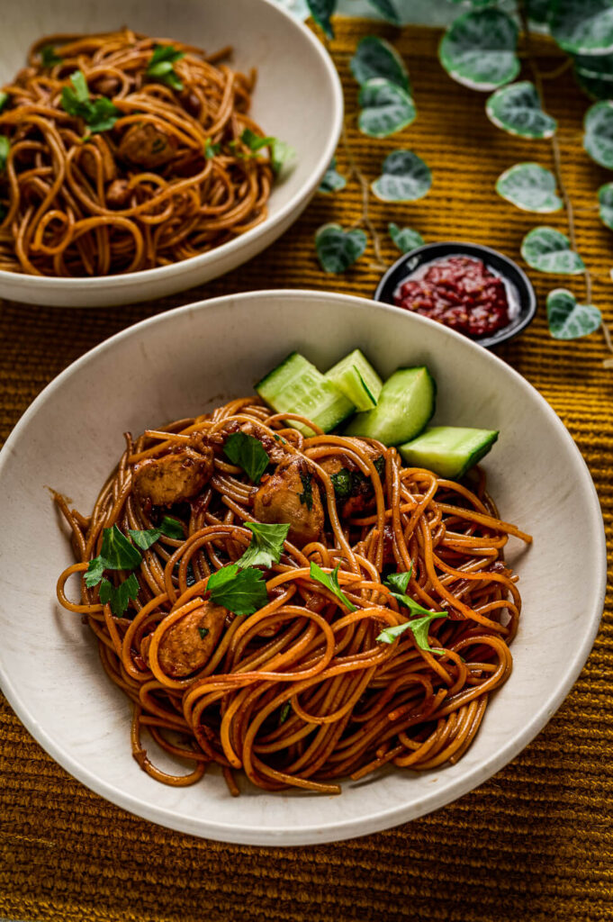 Surinaamse bami maken